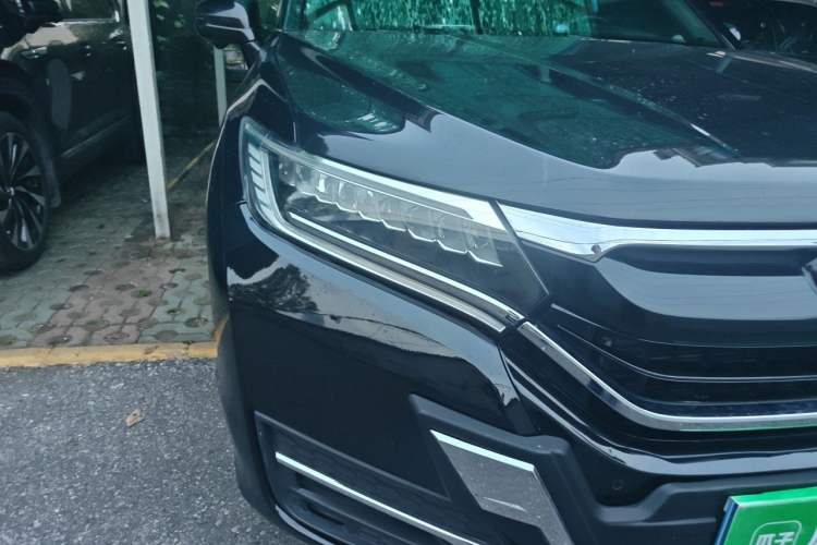 Used Honda UR-V 2017 370TURBO Four-Wheel Drive Prestige Edition China V Right Front Headlight