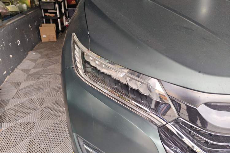 Used Honda UR-V 2017 240TURBO Two-Wheel Drive Luxury Edition China V Right Front Headlight