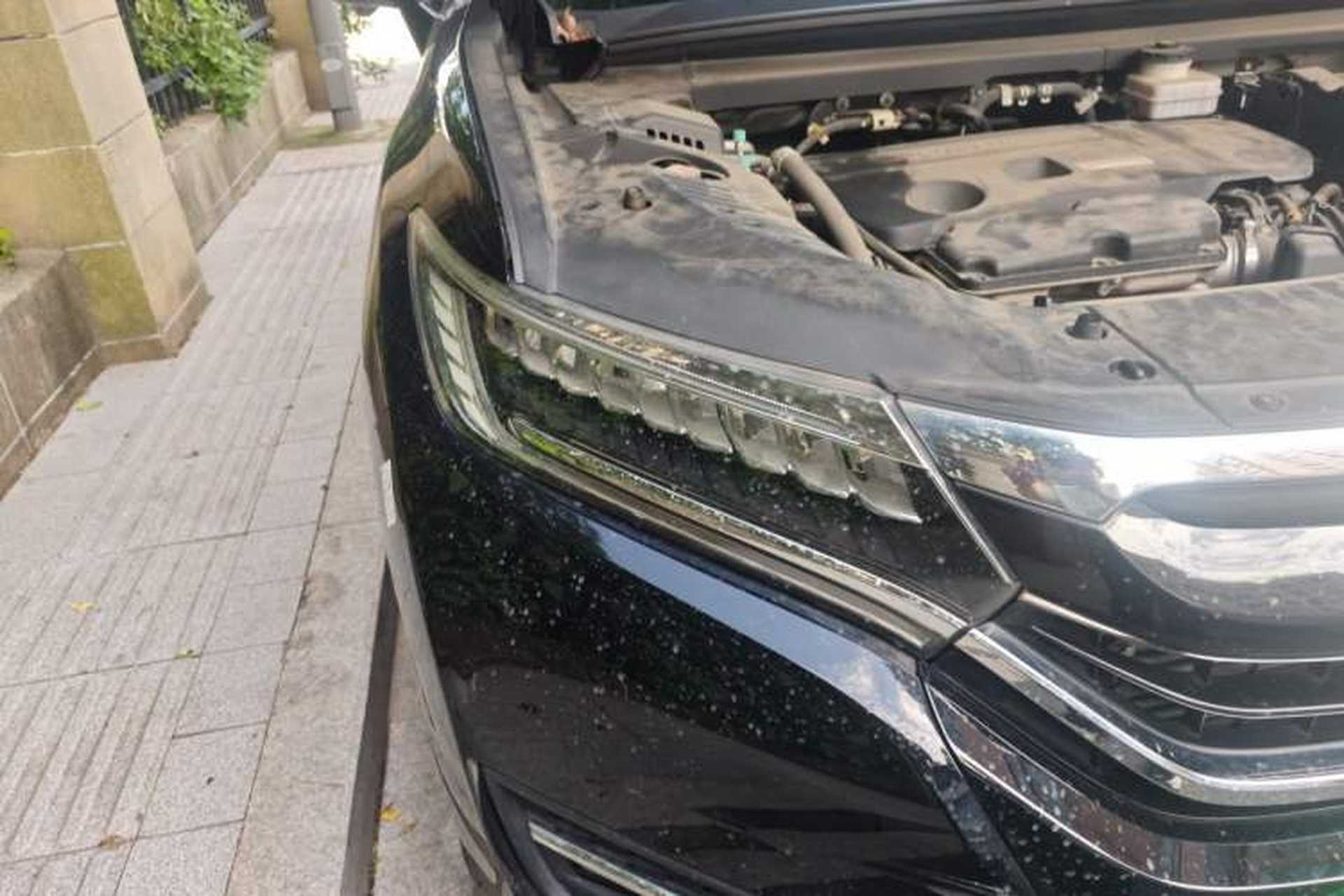 Used Honda UR-V 2017 370TURBO 2WD Prestige Edition China V Right Front Headlight