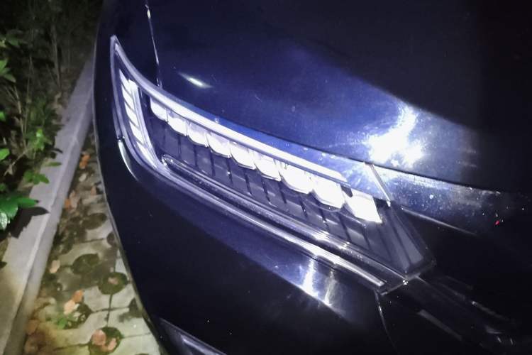Used Honda UR-V 2017 370TURBO Four-Wheel Drive Prestige Edition China V Right Front Headlight