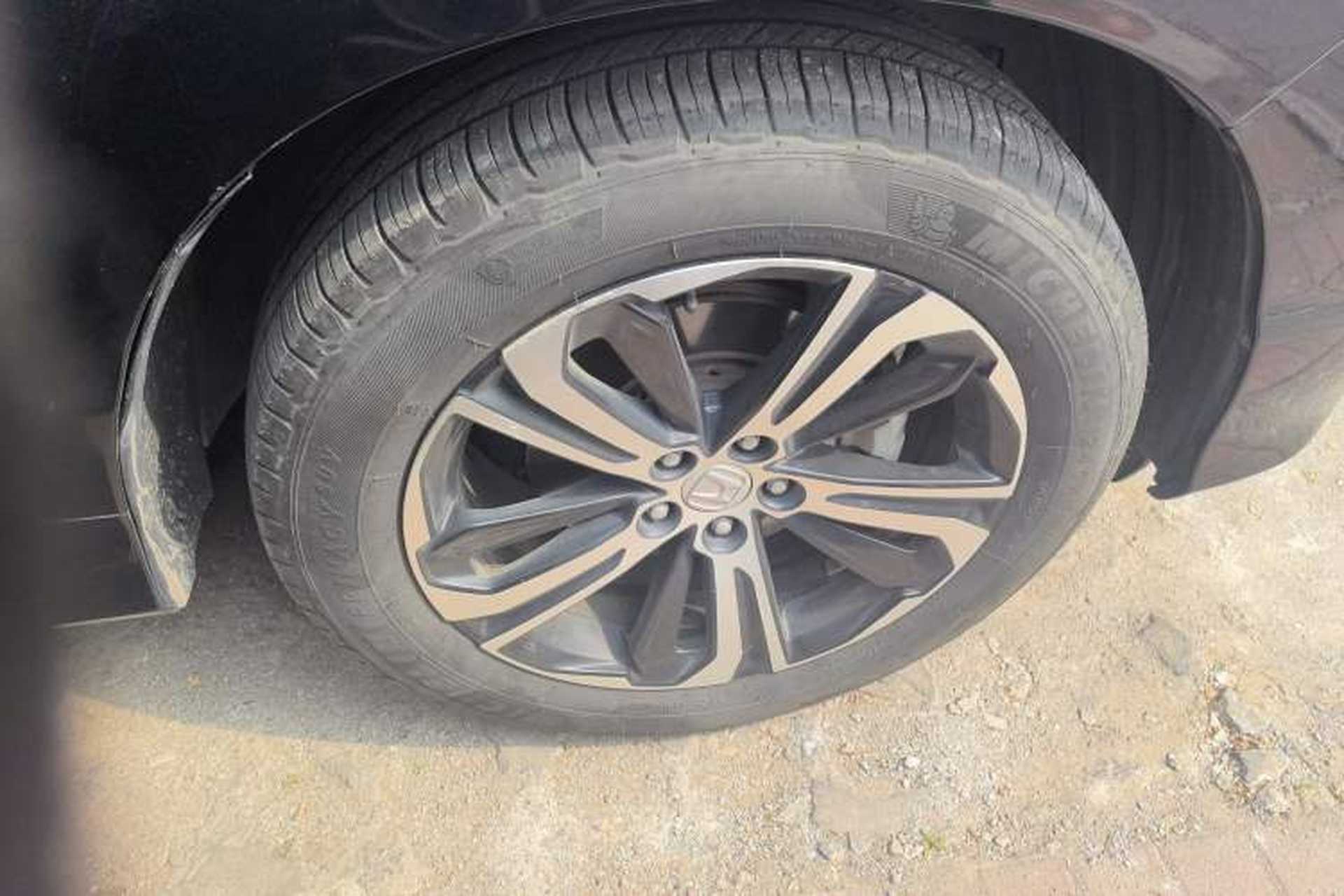 Used Honda UR-V 2017 370TURBO Four-Wheel Drive Prestige Edition China V Right Front Wheel Hub