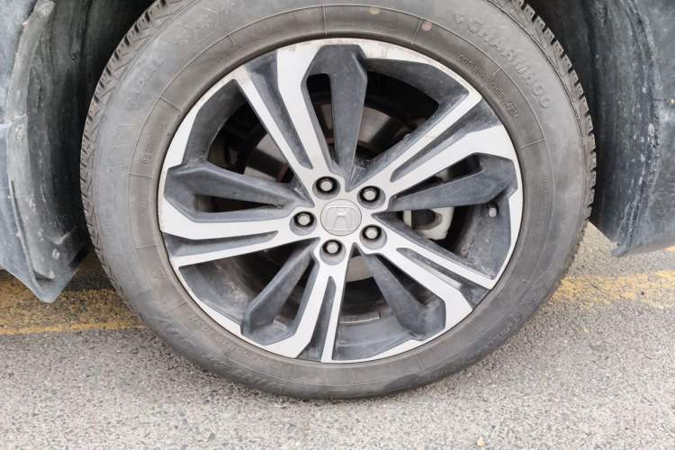 Used Honda UR-V 2017 370TURBO Four-Wheel Drive Prestige Edition China V Right Front Wheel Hub