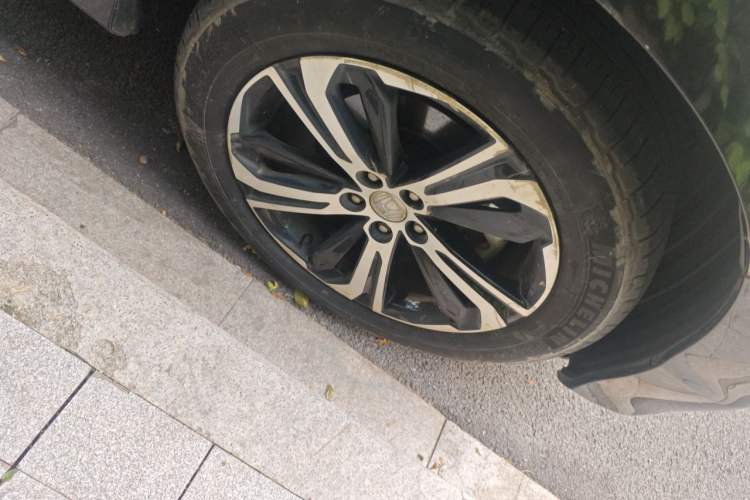 Used Honda UR-V 2017 370TURBO 2WD Prestige Edition China V Right Front Wheel Hub