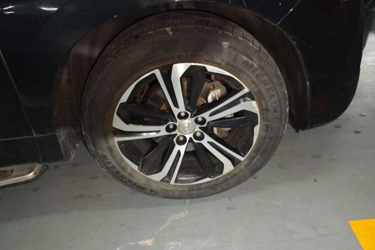 Used Honda UR-V 2017 370TURBO 2WD Prestige Edition China V Right Front Wheel Hub