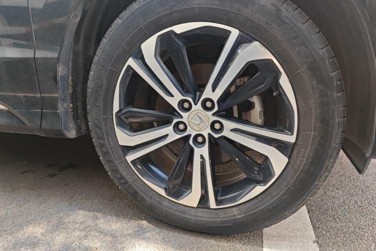 Used Honda UR-V 2017 370TURBO 2WD Prestige Edition China V Right Front Wheel Hub