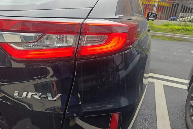 Used Honda UR-V 2017 370TURBO Four-Wheel Drive Prestige Edition China V Right Rear Taillight