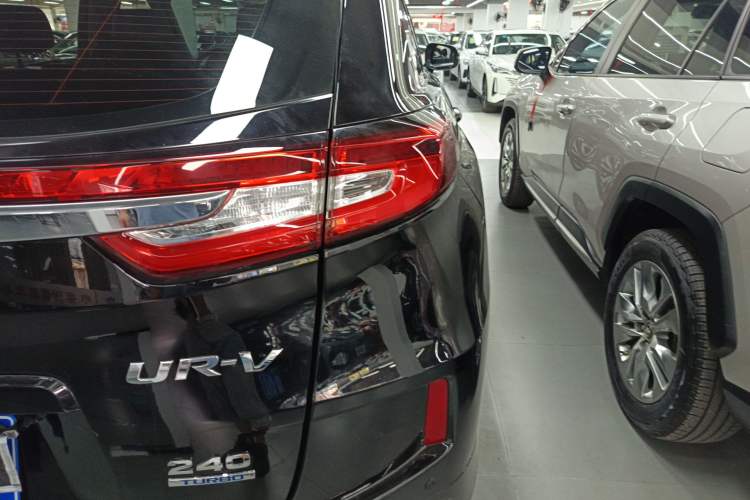 Used Honda UR-V 2017 240TURBO Two-Wheel Drive Classic Edition China VI Right Rear Taillight