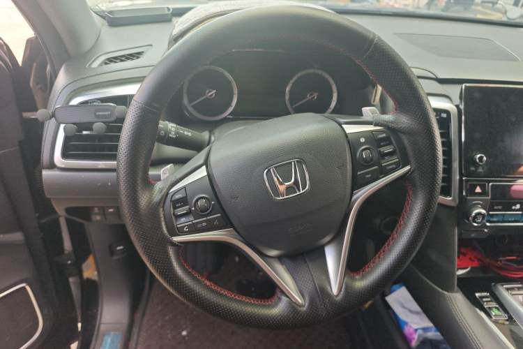 Used Honda UR-V 2017 370TURBO 2WD Prestige Edition China V Steering Wheel