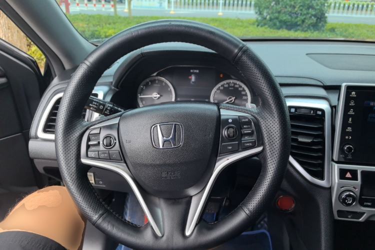 Used Honda UR-V 2017 240TURBO Two-Wheel Drive Luxury Edition China V Steering Wheel
