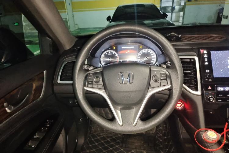 Used Honda UR-V 2017 240TURBO Two-Wheel Drive Classic Edition China V Steering Wheel