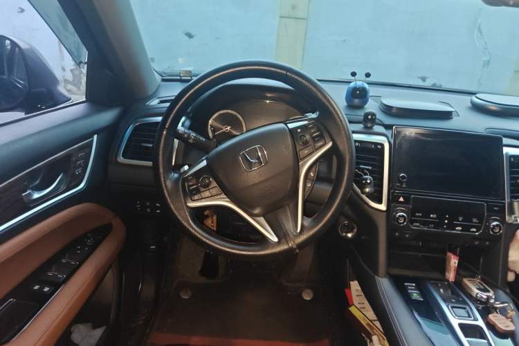 Used Honda UR-V 2017 370TURBO Four-Wheel Drive Prestige Edition China V Steering Wheel
