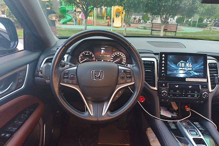 Used Honda UR-V 2017 370TURBO Four-Wheel Drive Prestige Edition China V Steering Wheel