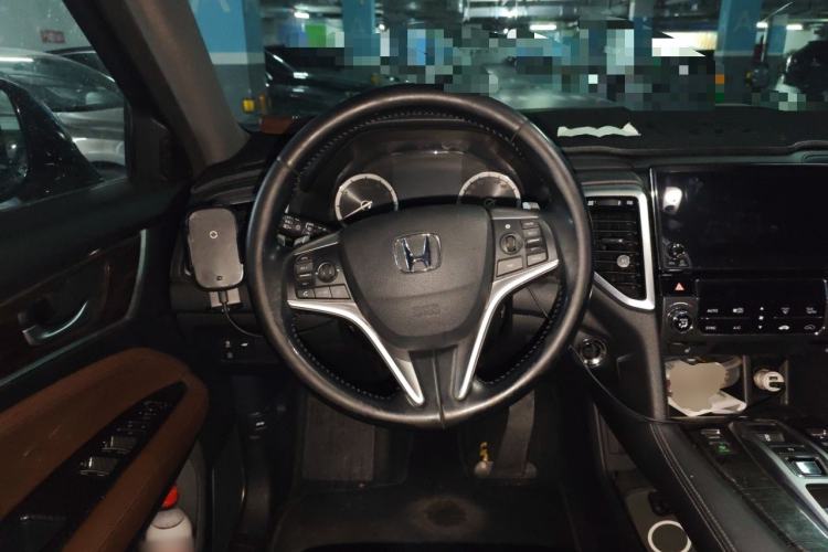 Used Honda UR-V 2017 370TURBO 2WD Prestige Edition China V Steering Wheel