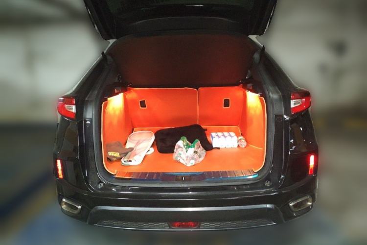 Used Honda UR-V 2017 370TURBO 2WD Prestige Edition China V Trunk