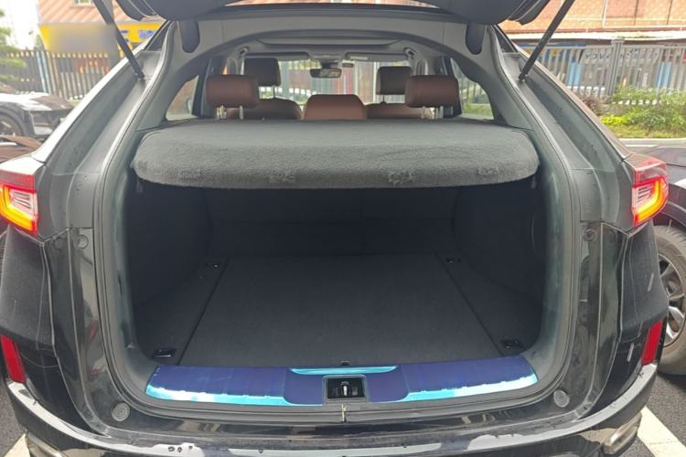 Used Honda UR-V 2017 370TURBO Four-Wheel Drive Prestige Edition China V Trunk
