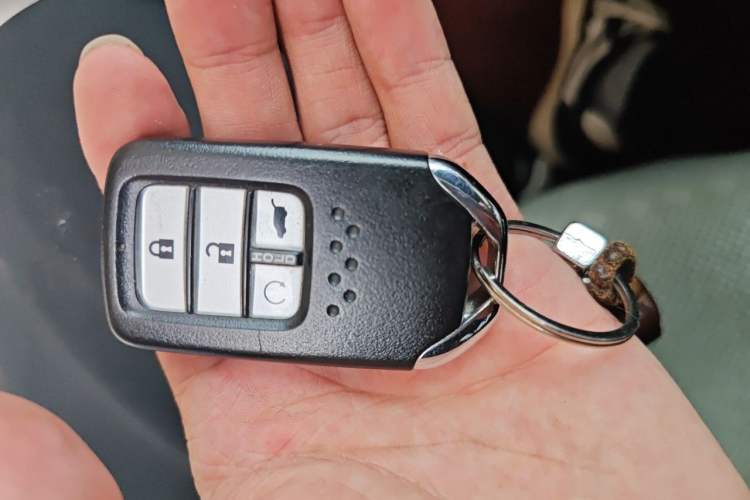 Used Honda UR-V 2017 370TURBO 2WD Prestige Edition China V Vehicle Key