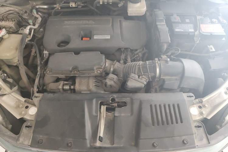 Used Honda UR-V 2017 370TURBO 2WD Prestige Edition China V Engine Bay