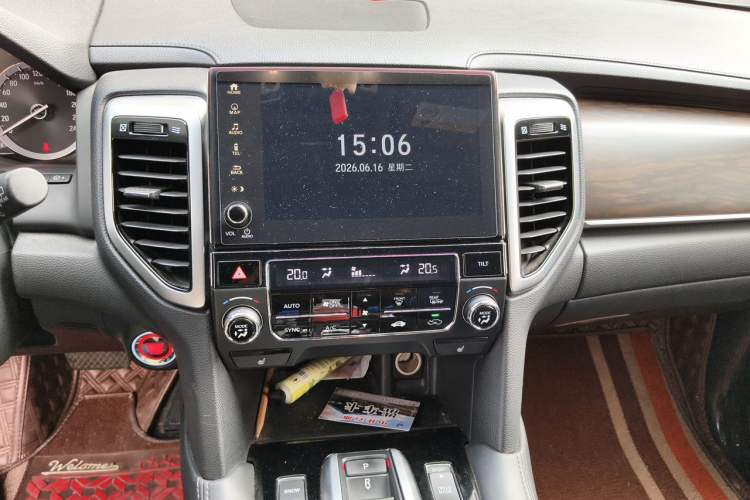 Used Honda UR-V 2017 370TURBO Four-Wheel Drive Prestige Edition China V Audio And AC Panel