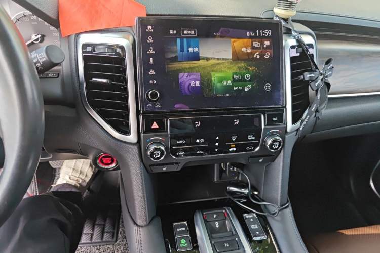 Used Honda UR-V 2017 370TURBO 2WD Prestige Edition China V Audio And AC Panel