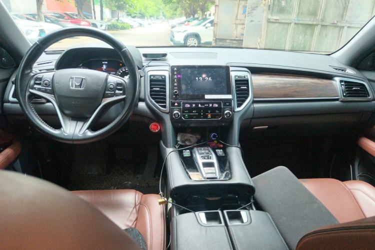 Used Honda UR-V 2017 370TURBO 2WD Prestige Edition China V Center Console