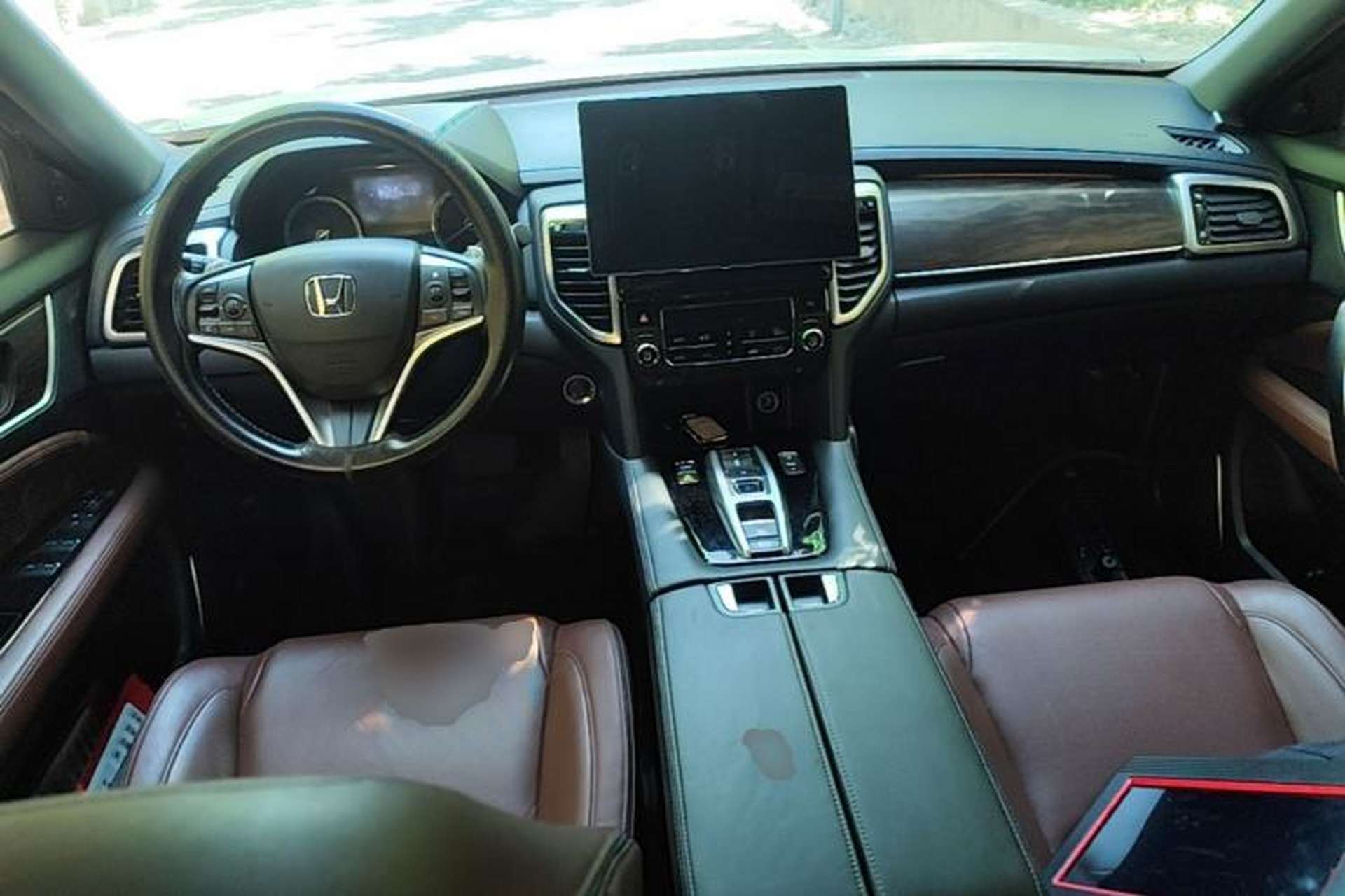 Used Honda UR-V 2017 370TURBO 2WD Prestige Edition China V Center Console