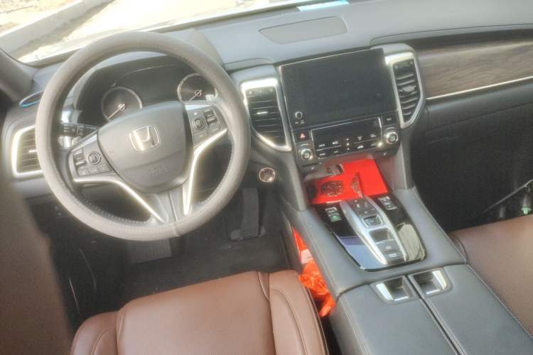 Used Honda UR-V 2017 370TURBO 2WD Prestige Edition China V Center Console
