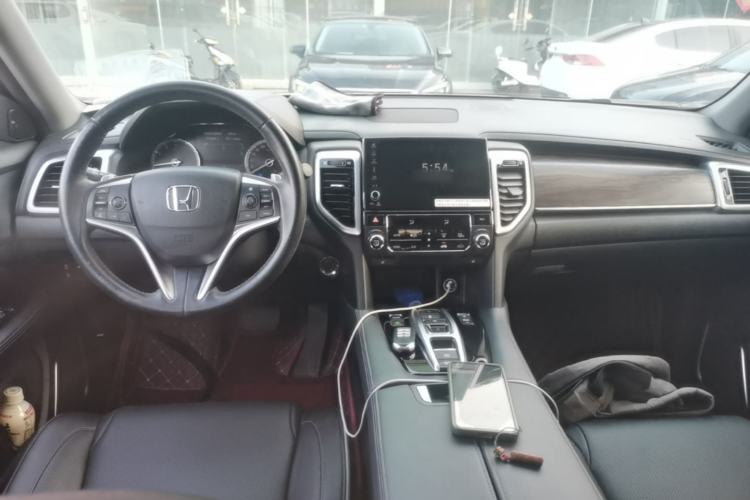Used Honda UR-V 2017 370TURBO 2WD Prestige Edition China V Center Console
