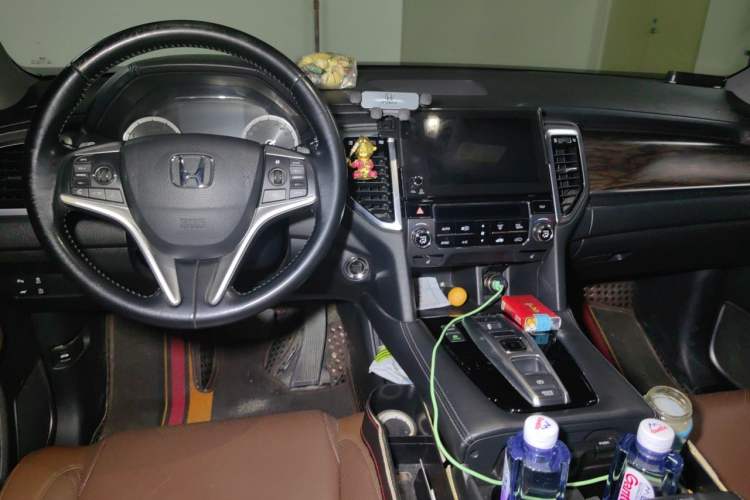 Used Honda UR-V 2017 370TURBO Four-Wheel Drive Prestige Edition China V Center Console