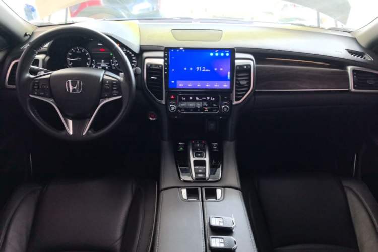 Used Honda UR-V 2017 370TURBO 2WD Prestige Edition China V Center Console