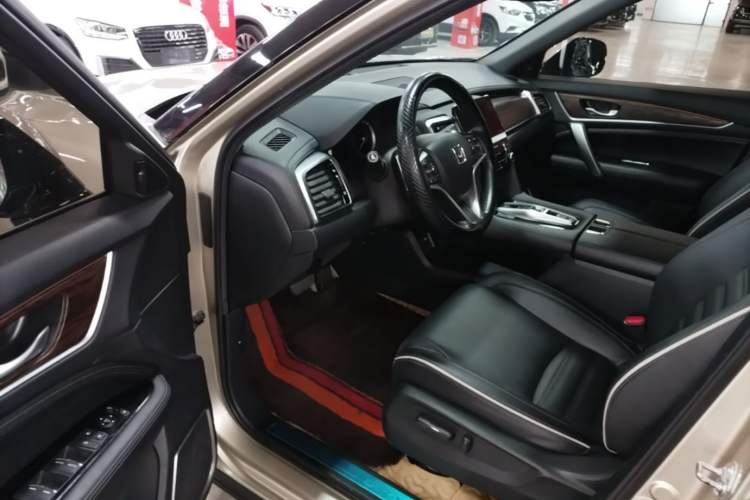 Used Honda UR-V 2017 370TURBO 2WD Prestige Edition China V Driver Seat