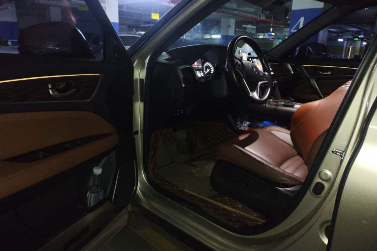 Used Honda UR-V 2017 370TURBO 2WD Prestige Edition China V Driver Seat