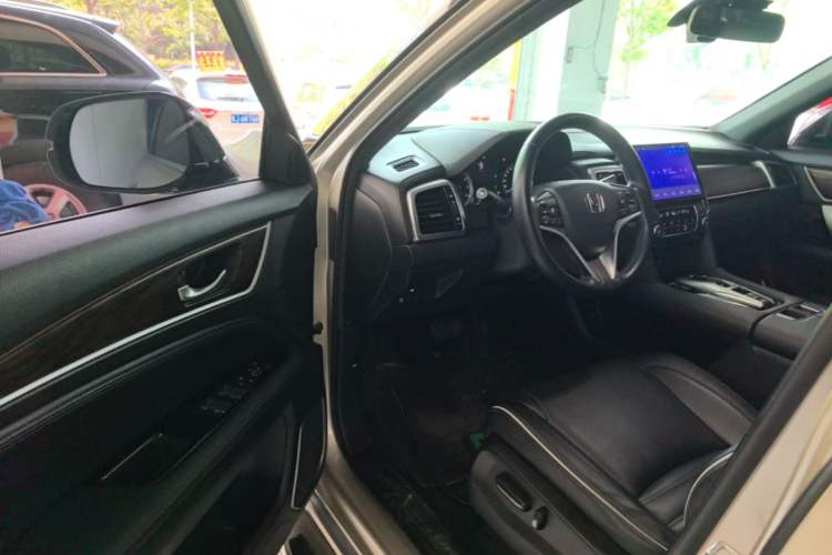 Used Honda UR-V 2017 370TURBO 2WD Prestige Edition China V Driver Seat