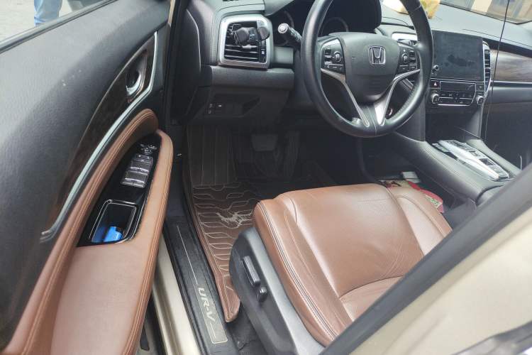 Used Honda UR-V 2017 370TURBO 2WD Prestige Edition China V Driver Seat