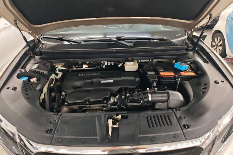 Used Honda UR-V 2017 370TURBO Four-Wheel Drive Prestige Edition China V Engine Bay