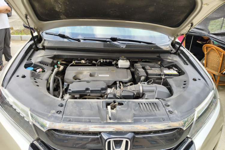 Used Honda UR-V 2017 370TURBO Four-Wheel Drive Prestige Edition China V Engine Bay