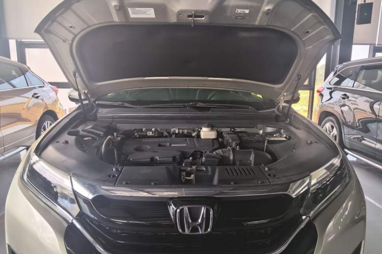Used Honda UR-V 2017 370TURBO Four-Wheel Drive Prestige Edition China V Engine Bay