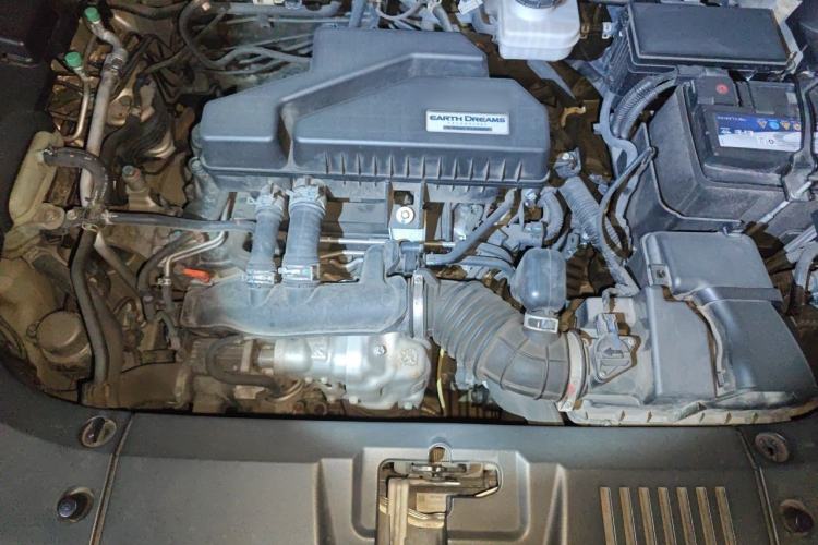 Used Honda UR-V 2017 240TURBO Two-Wheel Drive Luxury Edition China V Engine Bay