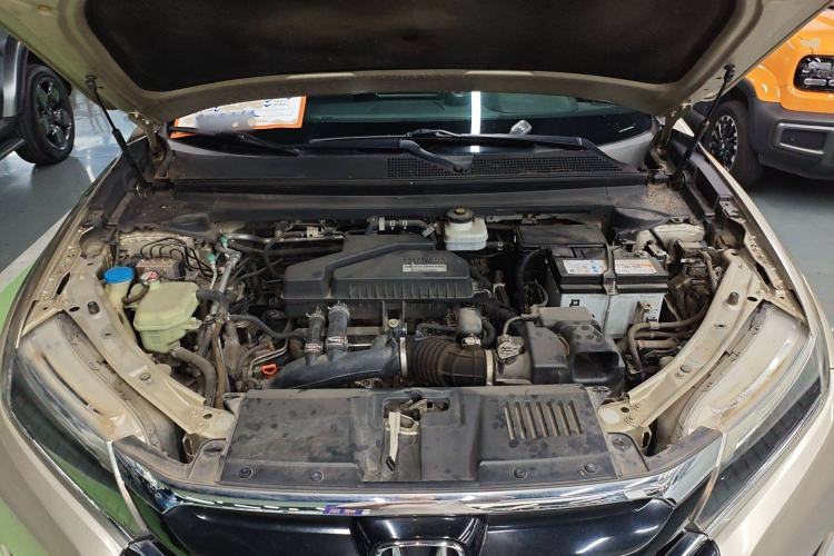 Used Honda UR-V 2017 240TURBO Two-Wheel Drive Luxury Edition China VI Engine Bay
