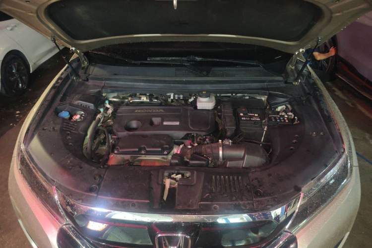 Used Honda UR-V 2017 370TURBO Four-Wheel Drive Prestige Edition China V Engine Bay