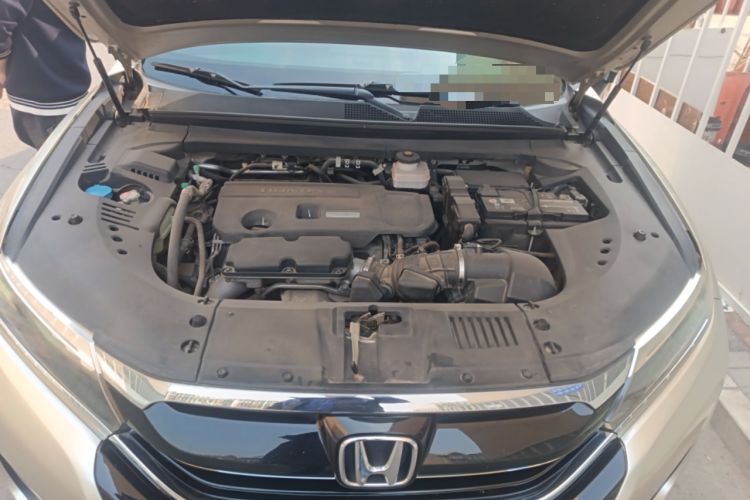 Used Honda UR-V 2017 370TURBO Four-Wheel Drive Prestige Edition China V Engine Bay