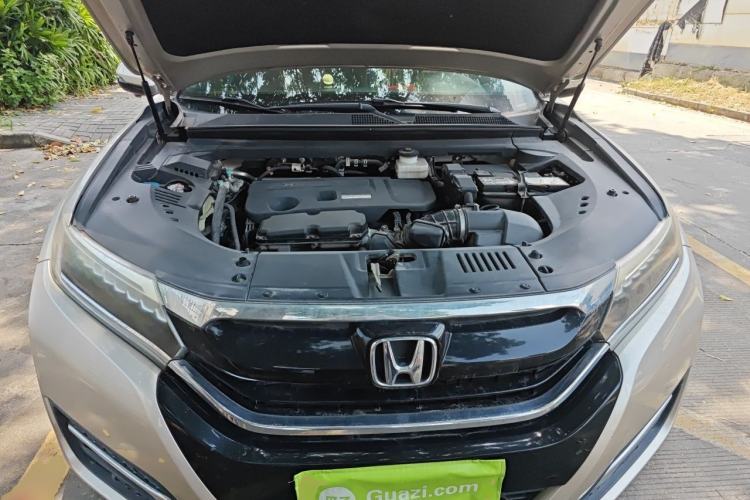 Used Honda UR-V 2017 370TURBO 2WD Prestige Edition China V Engine Bay