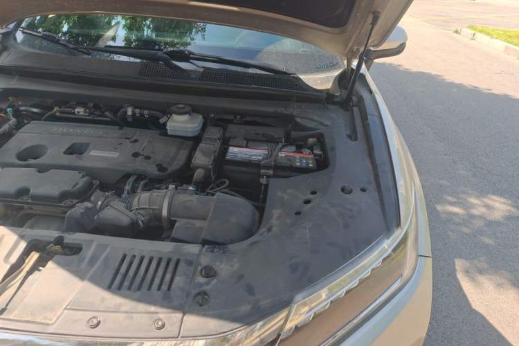 Used Honda UR-V 2017 370TURBO 2WD Prestige Edition China V Engine Bay Left