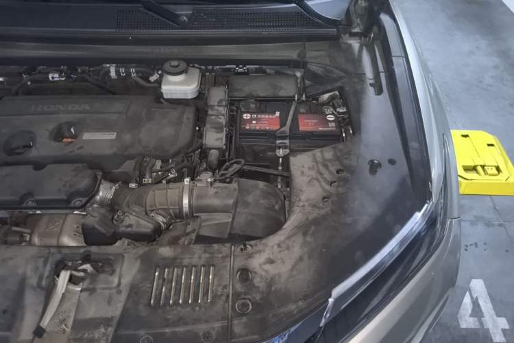 Used Honda UR-V 2017 370TURBO Four-Wheel Drive Prestige Edition China V Engine Bay Left