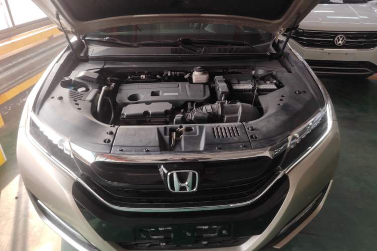 Used Honda UR-V 2017 370TURBO Four-Wheel Drive Prestige Edition China V Engine Bay