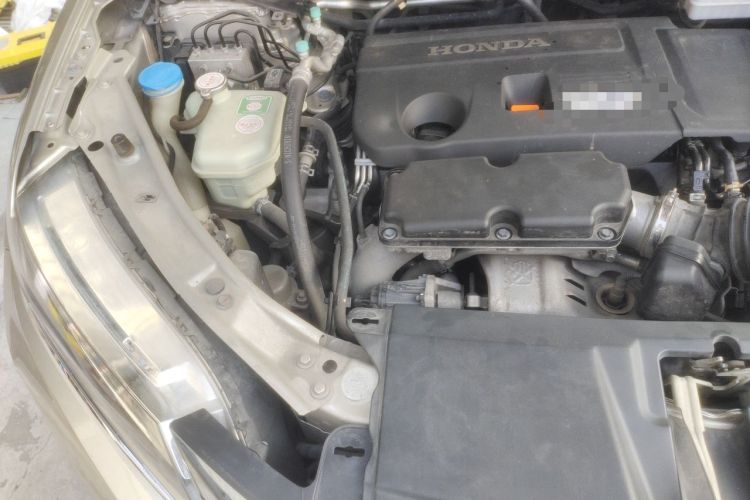 Used Honda UR-V 2017 370TURBO 2WD Prestige Edition China V Engine Bay Right