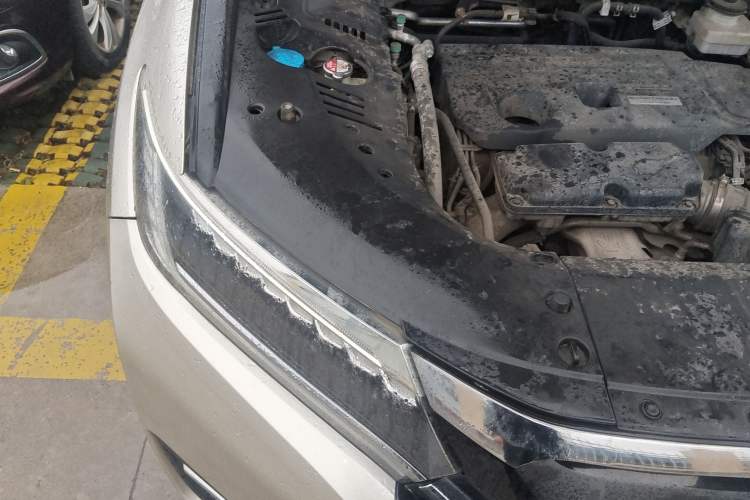 Used Honda UR-V 2017 370TURBO 2WD Prestige Edition China V Engine Bay Right