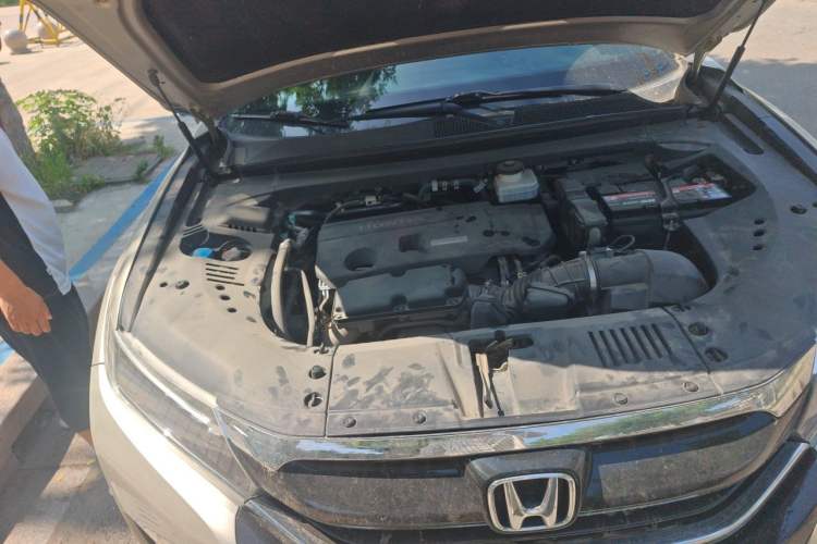 Used Honda UR-V 2017 370TURBO 2WD Prestige Edition China V Engine Bay Right