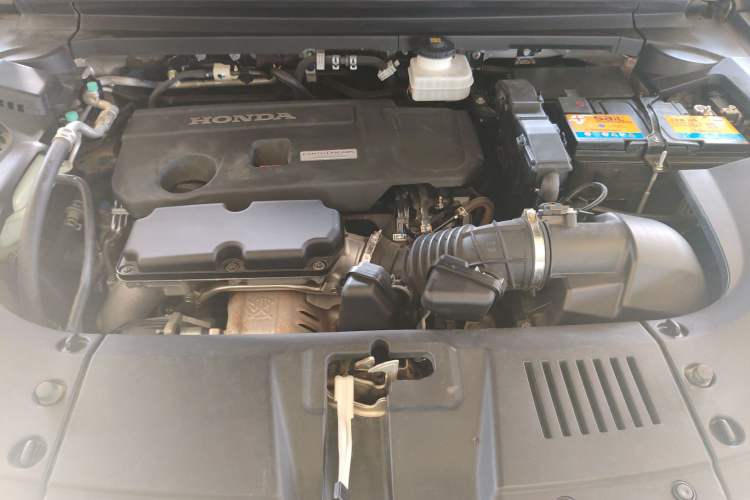 Used Honda UR-V 2017 370TURBO Four-Wheel Drive Prestige Edition China V Engine Bay