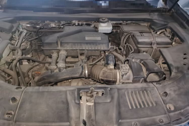 Used Honda UR-V 2017 240TURBO Two-Wheel Drive Luxury Edition China V Engine Bay