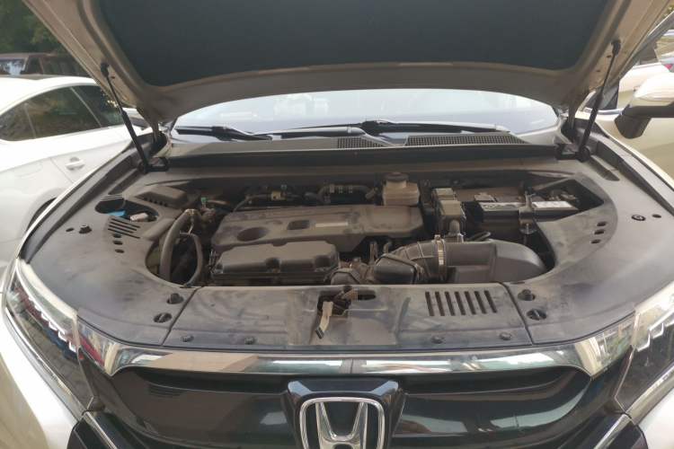 Used Honda UR-V 2017 370TURBO Four-Wheel Drive Prestige Edition China V Engine Bay